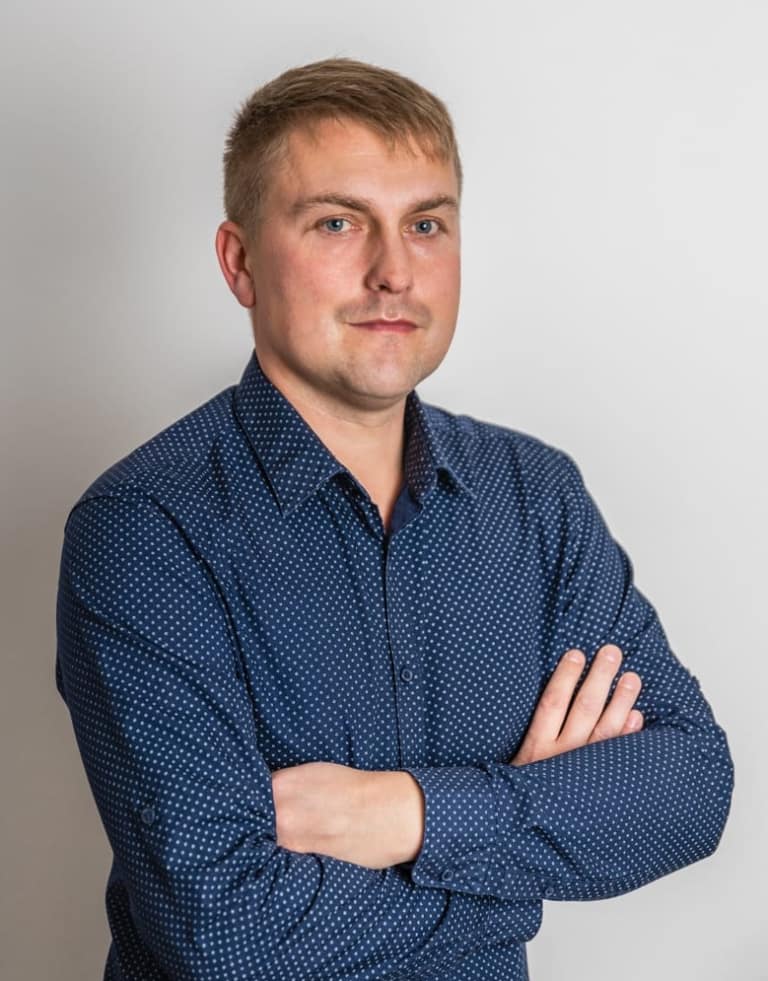 Mārcis Dobelis — braukšanas instruktors